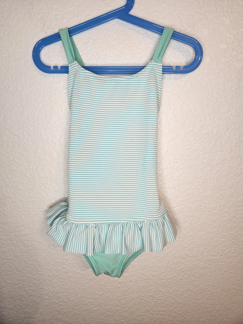 Cat & Jack size S 6 6x Kids Mint Stripe One-Piece Swimsuit with Ruffle